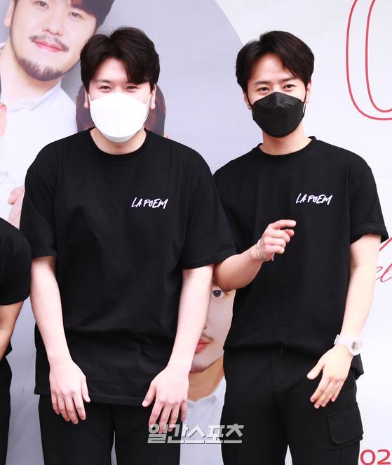 포토] 라포엠-정민성,최성훈 '1주년 너무 설레요'