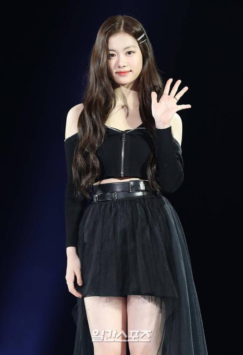 르세라핌 탈퇴' 김가람, 배우 전향...하석진과 한
