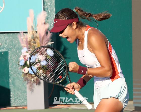 라두카누, 코리아오픈 日 우치지마 1시간 19분 만에 2-0 완파…16강 진출