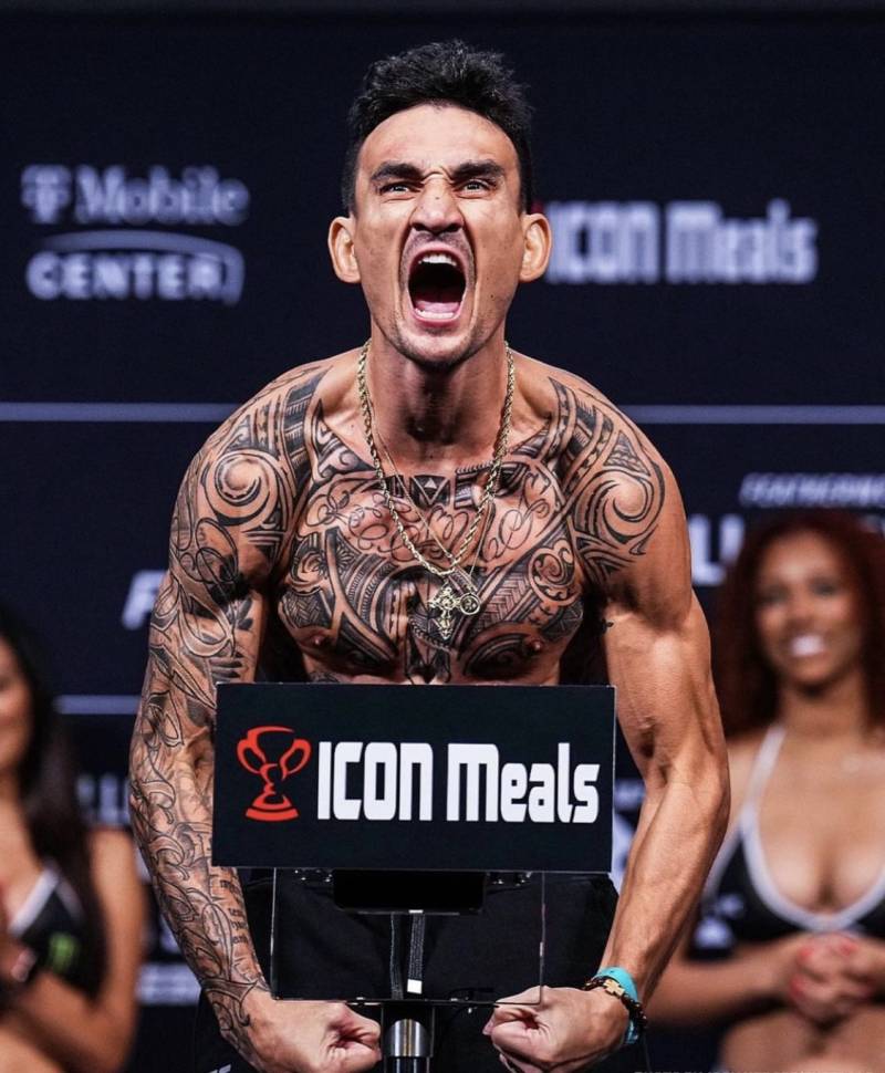 코너 맥그리거, 5년 만의 복귀전! UFC 329에
