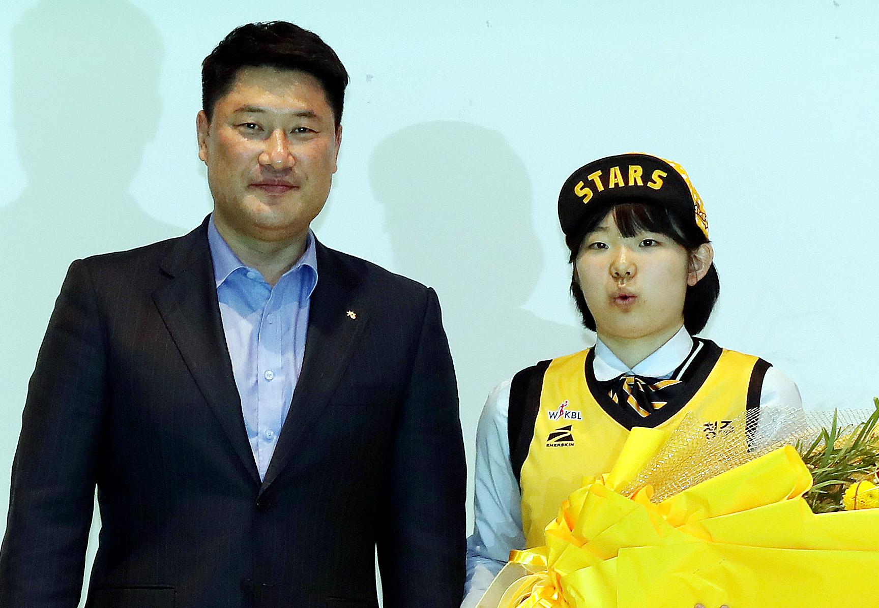 Full Court Press: Ahn Deok-su and Former KB Coach Tapped to Lead WBKL as New Secretary General - News Directory 3
