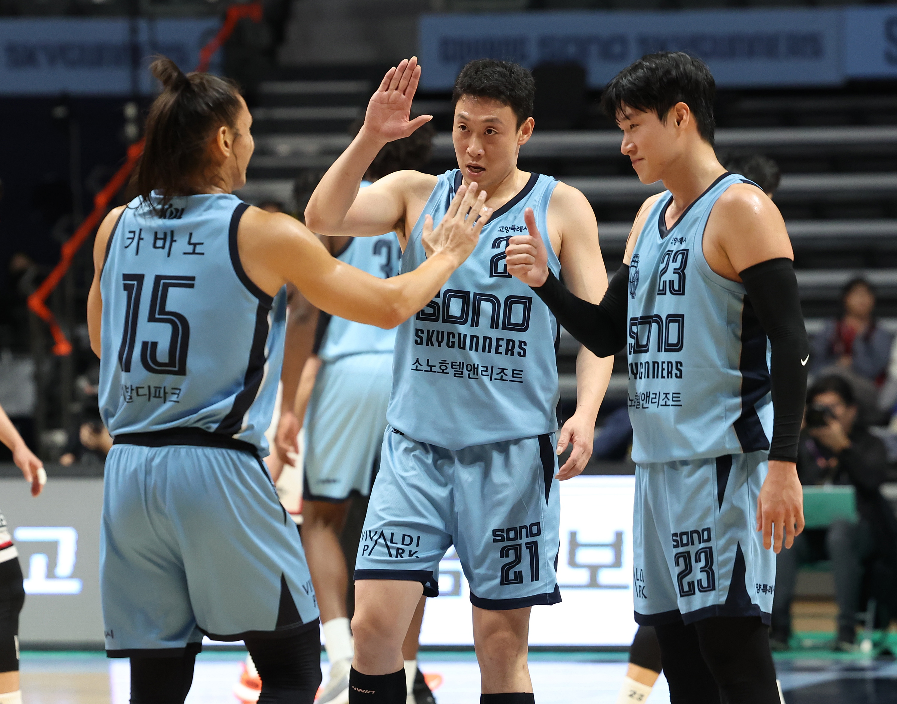 우여곡절 많았던 ‘원 클럽맨’ 김강선의 소회 “복잡한 심경이지만, 여... - 뉴스 썸네일 이미지