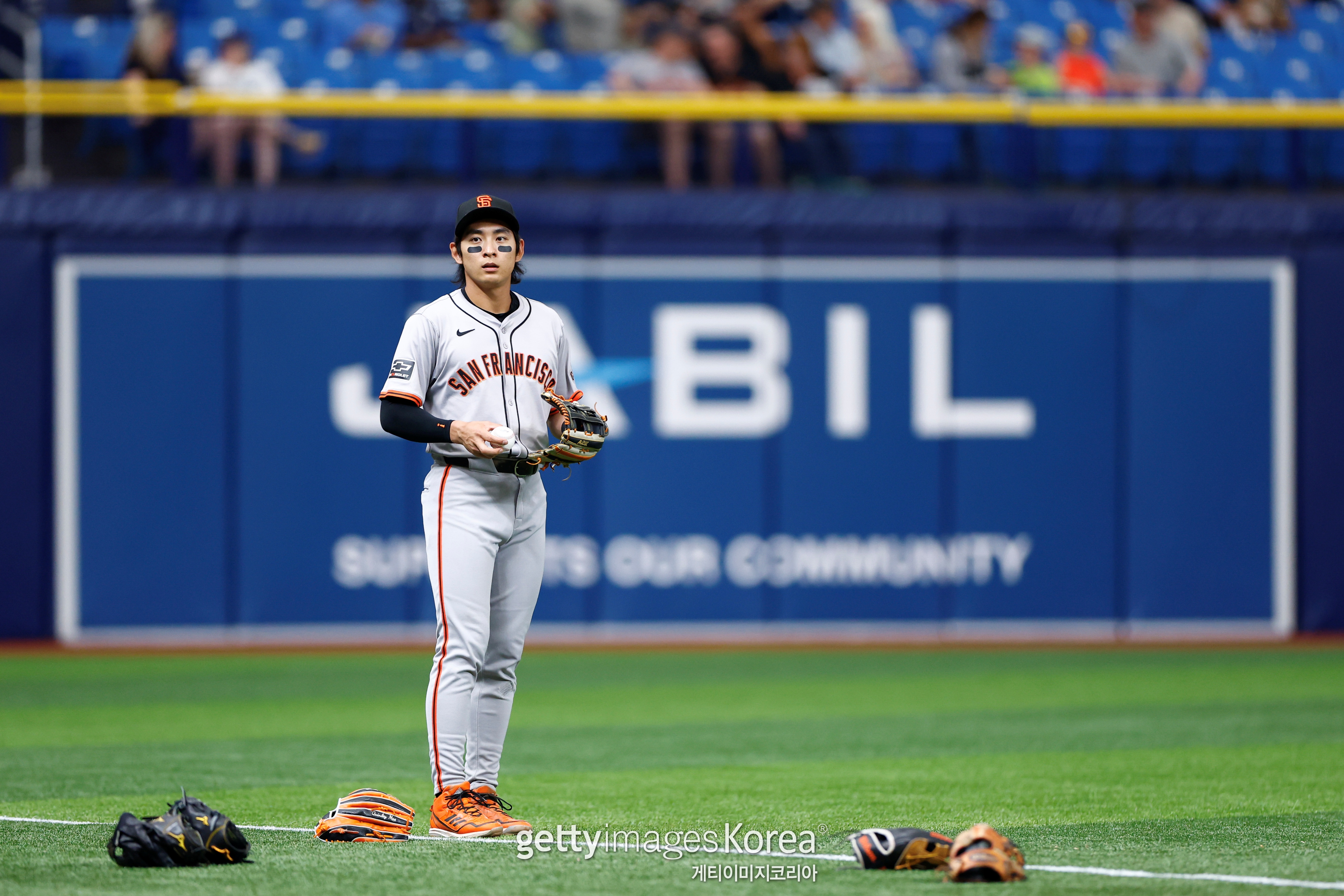 Lee Jeong-hoo Hits in 8 Consecutive Games in MLB: Pride Hurt in Scoring Area