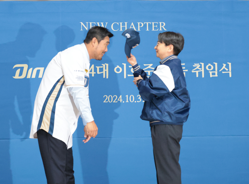 NC, 2025시즌 캐치프레이즈 '라이트, 나우'…주장 박민우 매 순간의 소중함 기억                                