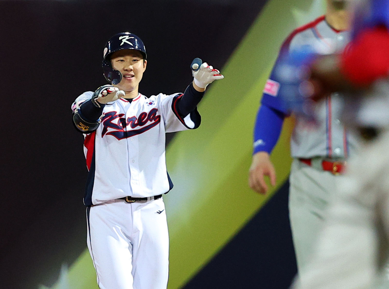 [프리미어12] 'NPB ERA 1위'도 막을 수 없다...김도영 '그랜드슬램', 한국 쿠바에 6-0 리드                                