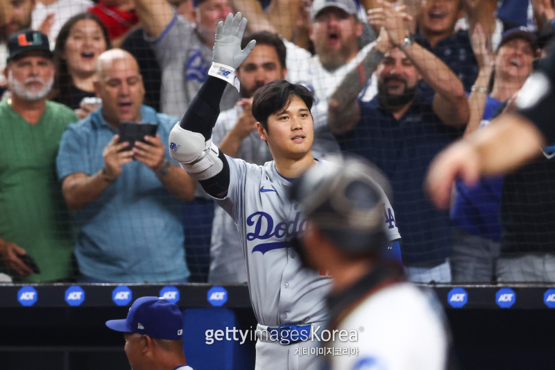 오타니 2025년 어떤 대기록을? MLB 최초 10승-60홈런 등 도전장                                