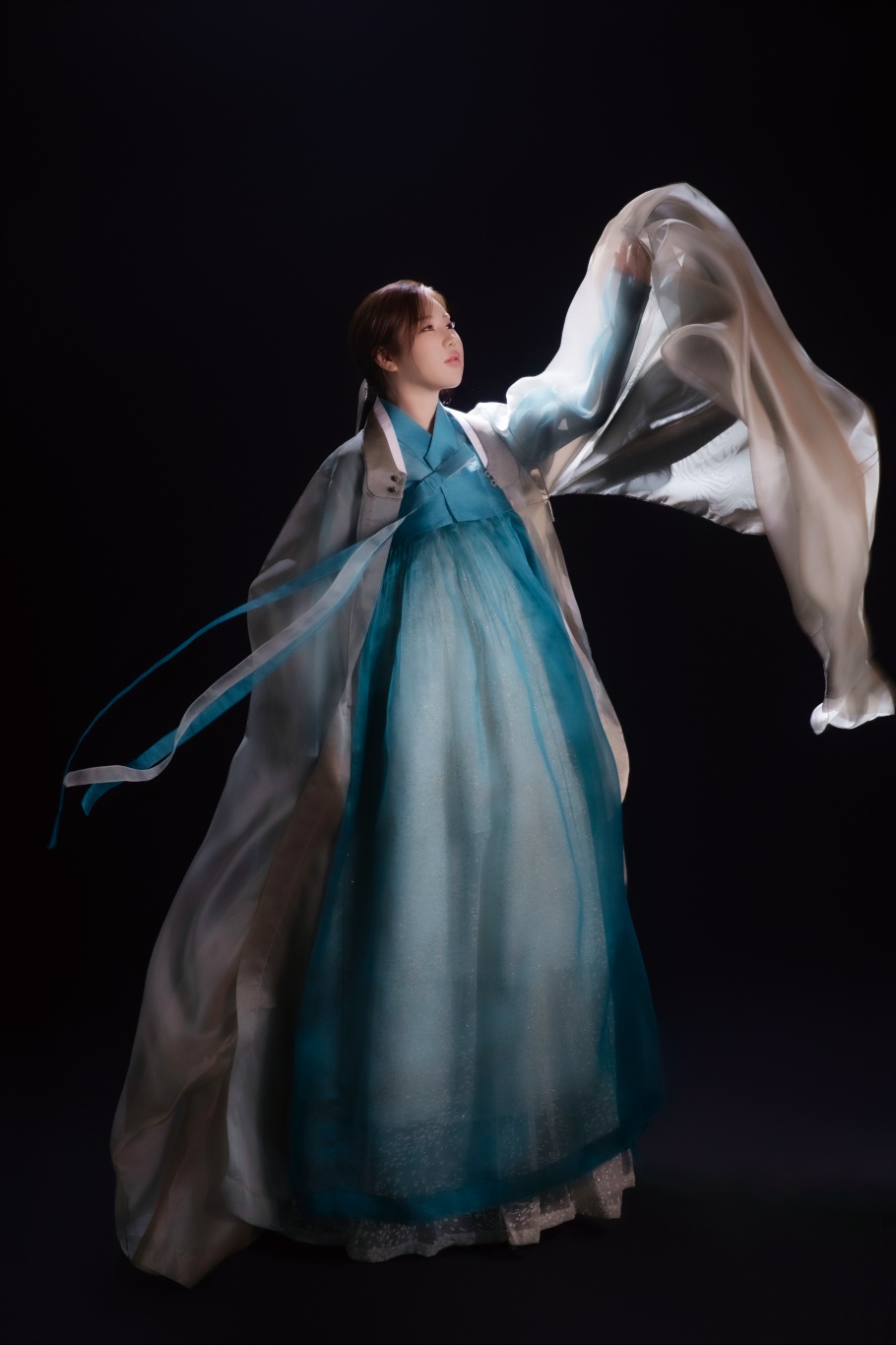 송가인, 성공적인 제2막... 앞으로가 기대되는 가수 [줌인] - 일간스포츠