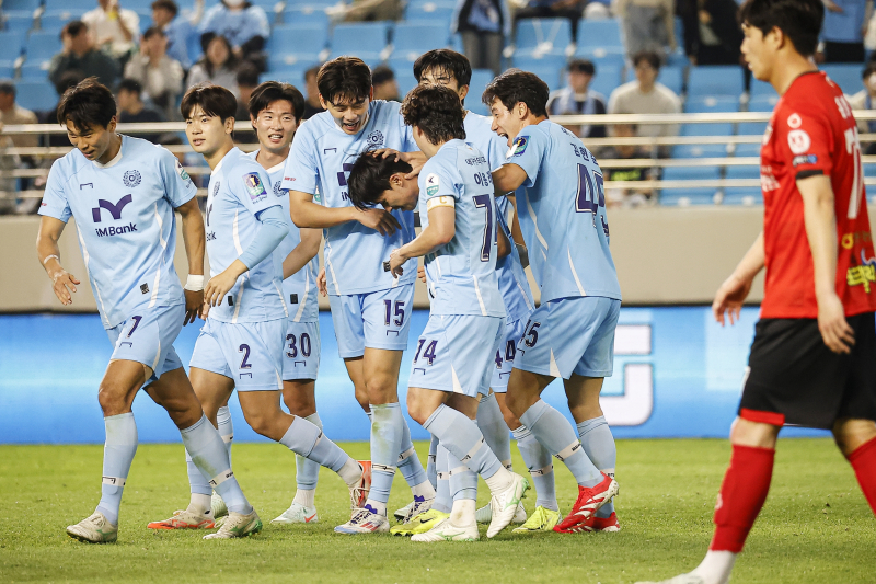 ‘정재상-김정현 득점’ 대구, 김해 꺾고 코리아컵 16강 진출                                