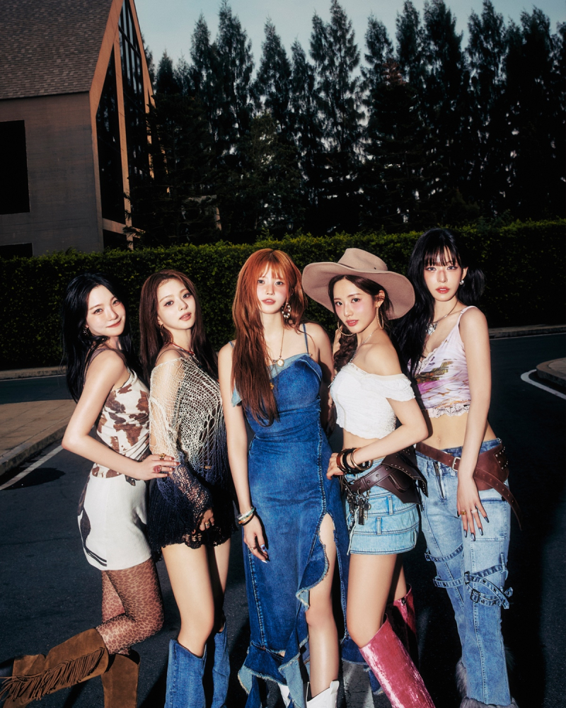 프로미스나인, 5인조의 봄... A&R과 함께 만든 '역전의 드라마'[줌인] - 뉴스 썸네일 이미지