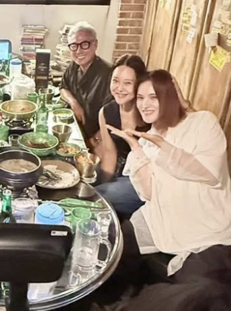 거미, 둘째 임신 D라인 포착! 환한 미소