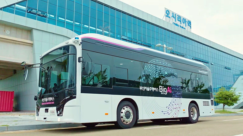 LGU+, 부산 오시리아서 시민 대상 자율주행버스 운행 - 뉴스 썸네일 이미지