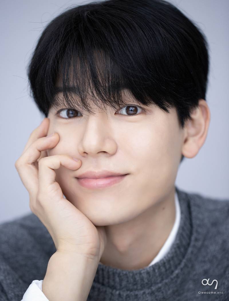 ‘신사장’ 배현성 “이레 9살차, 스킨십 '부담 없이' 노력”