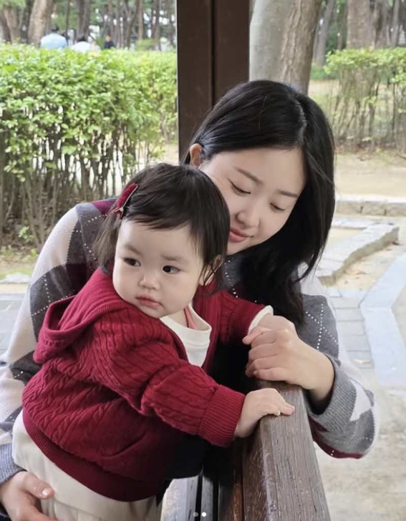 박수홍 딸, '끼' 돌잡이 마이크…김다예 "부전여전"