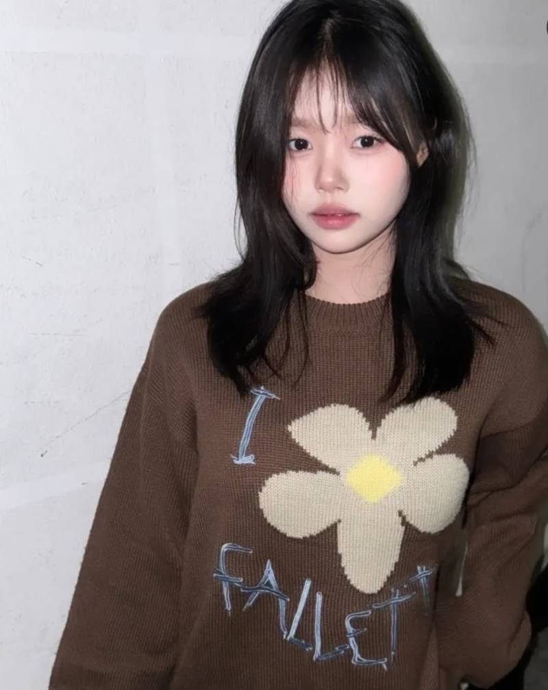 설아, 아이돌급 미모로 연예계 러브콜