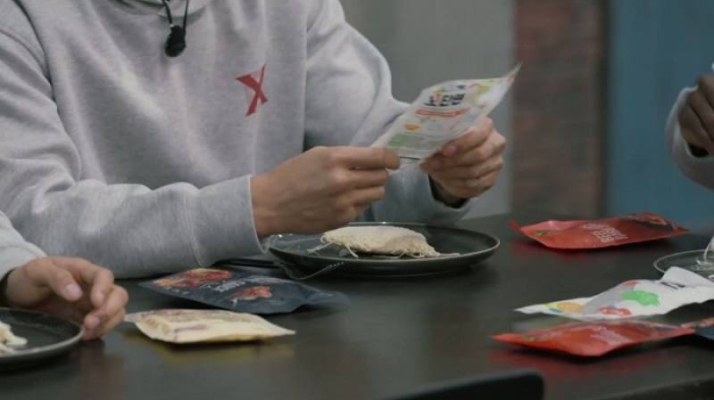 '닭가슴살 맞아?' JCDM '꼬단면', 'I AM BOXER' 출연진 놀라게 한 단백... - 뉴스 썸네일 이미지