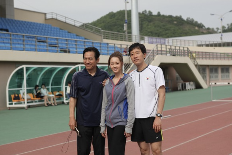 고아라, 故 안성기와 인연 회상