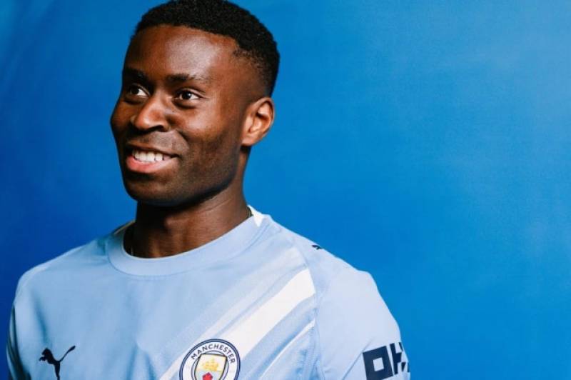 '맨시티 광팬' 오아시스 노엘 갤러거도 특급 DF 게히 영입에 BBC 라디... - 뉴스 썸네일 이미지