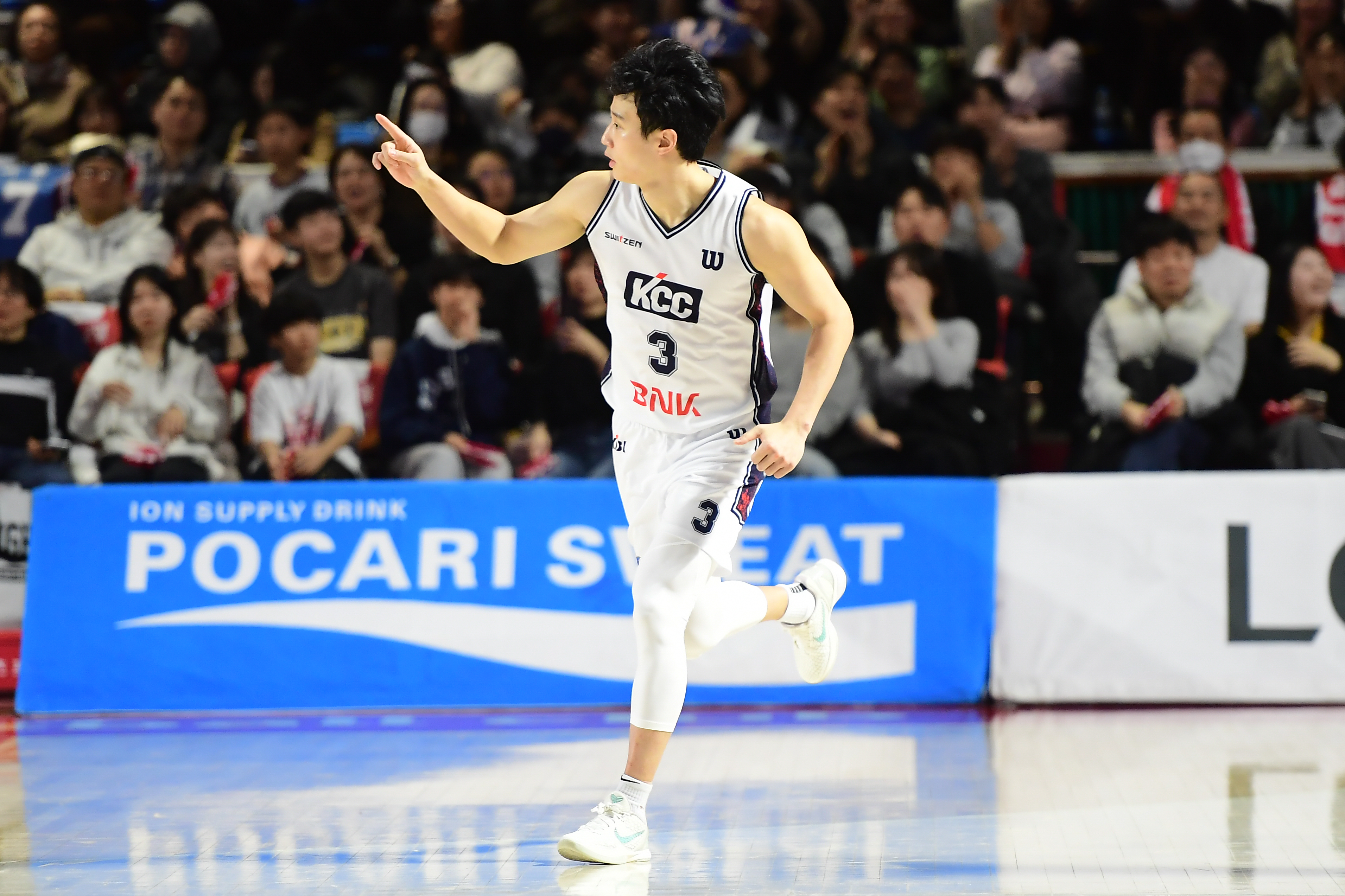 허웅 51점 대폭발 관련 이미지