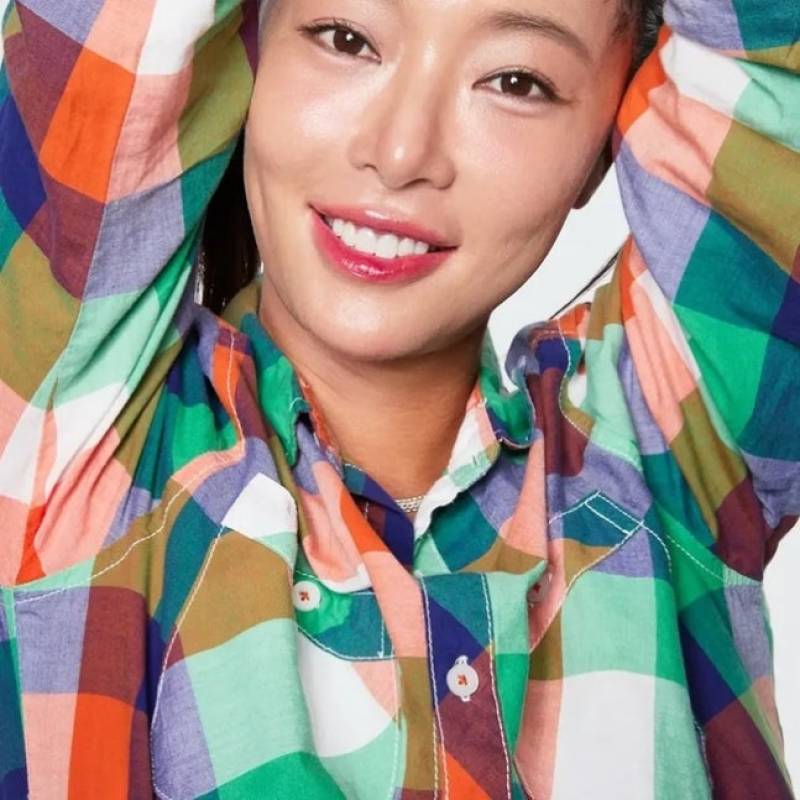 다 내려놓은 황정음, 17년 만에 양갈래 ‘띠드버거’ 스타일링 소환 [IS하이컷]