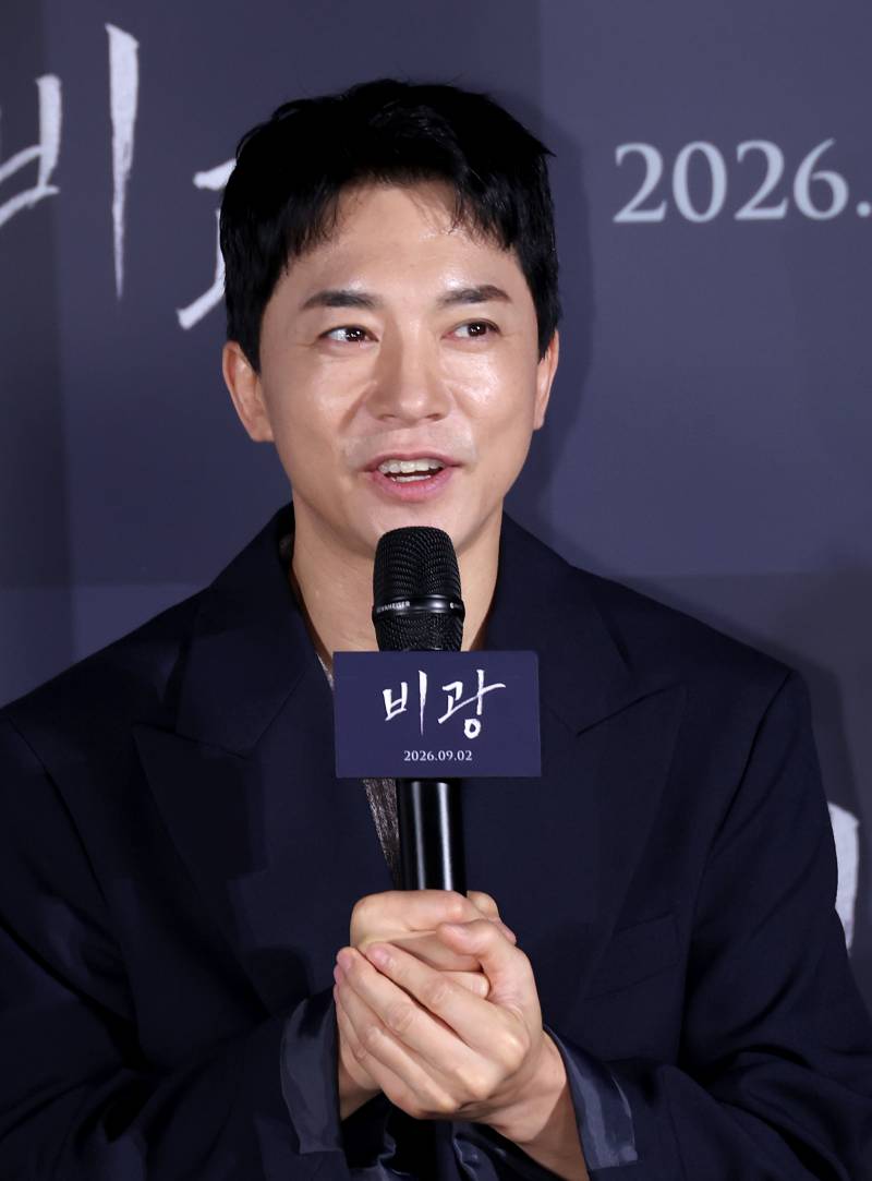 [포토]질문에 답하는 김영민