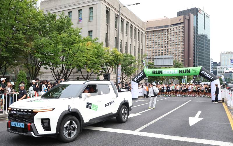 [포토] 2026 런서울런 선도 차량 무쏘 EV