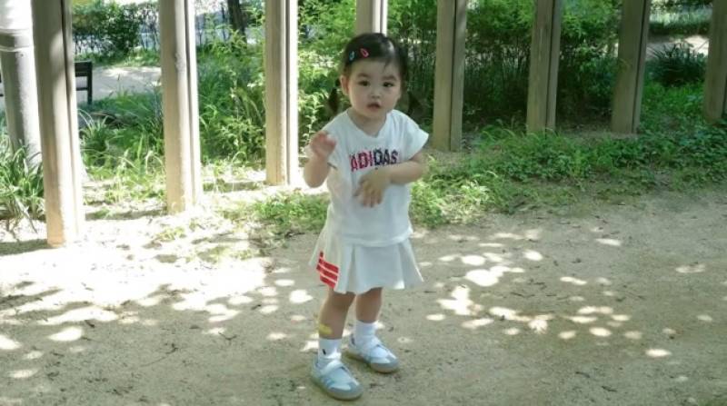 박수홍, 항공기 지연 논란 3주 만에 유튜브 재개