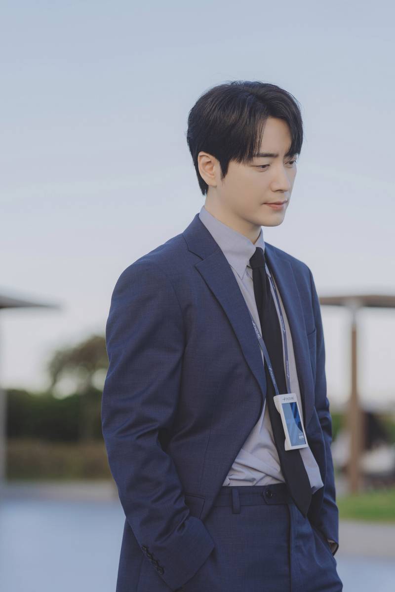 ‘로또 1등’ 이준혁의 겸손…“외모는 시대 유행일 뿐, 찾아주심에 감사” [IS인터뷰]