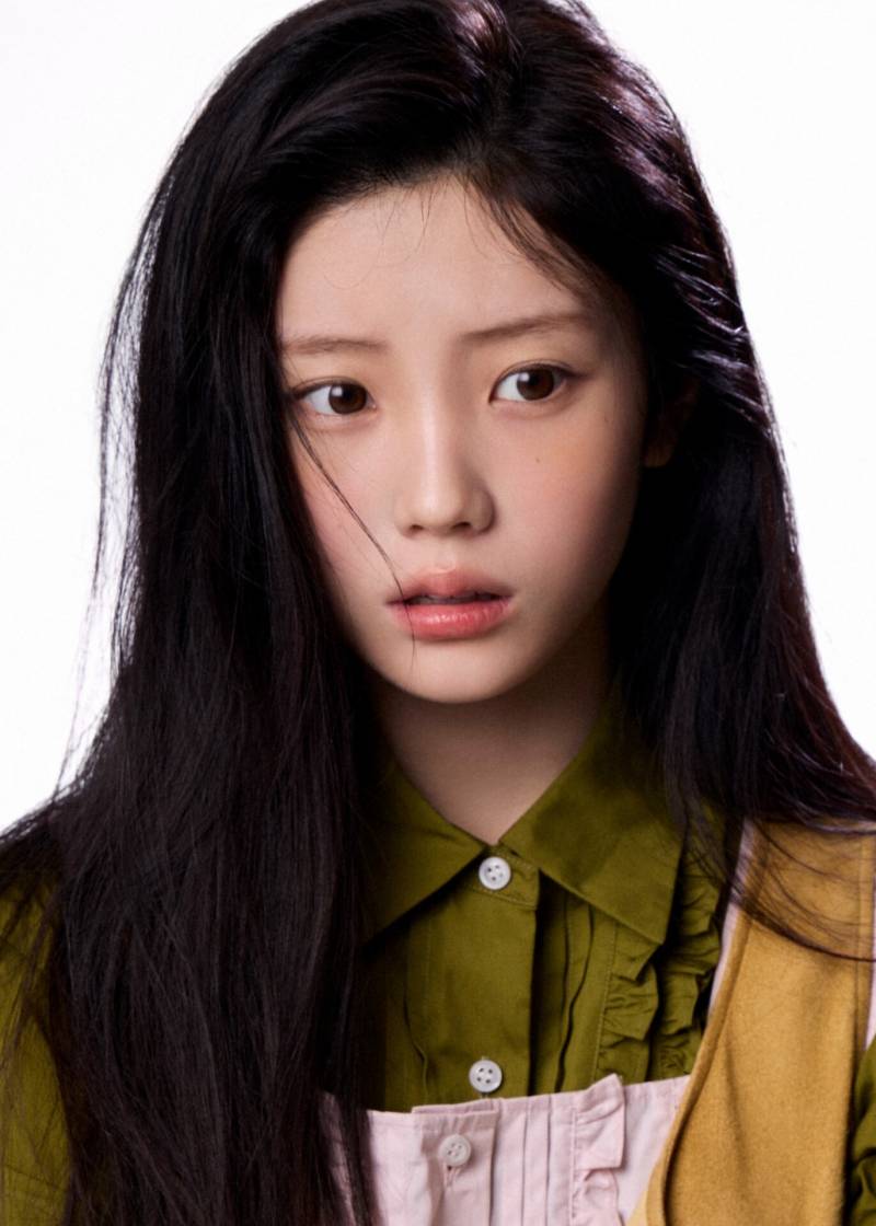 아일릿 원희, 일일 기상캐스터 변신 - 뉴스 썸네일 이미지